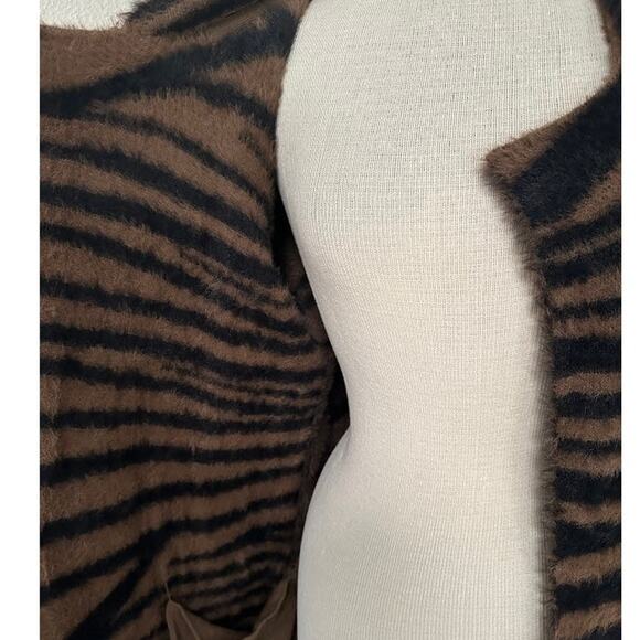 Sanctuary Statement Coat Zebra Stripe Brown and Black Size Small - Picture 5 of 8